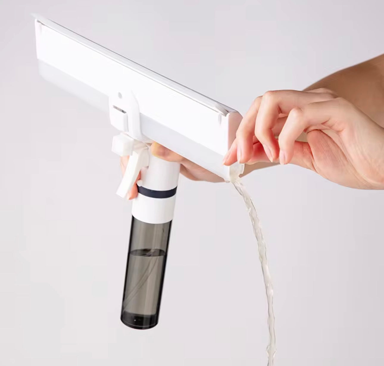 🔥 Racleta Magică 3-în-1 cu Spray – Geamuri Strălucitoare în Secunde!